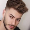 Divatos férfi frizura 2022