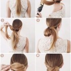 Hogyan fésülje meg a haját egy esküvőre lépésről lépésre