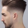 Férfi frizurák katalógusa 2021
